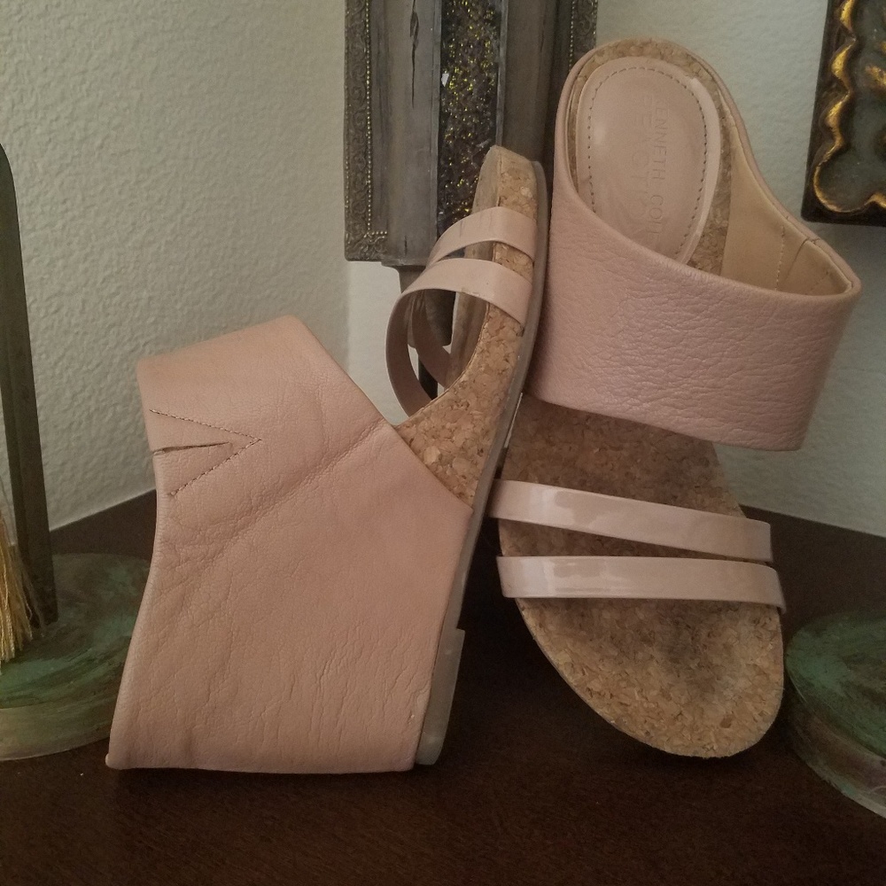 Kenneth Cole Reaction platform Mules nude